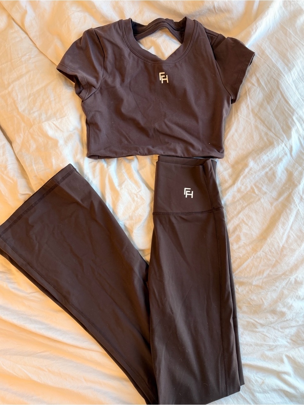 Active Two-Piece Set with Logo - Dark Brown